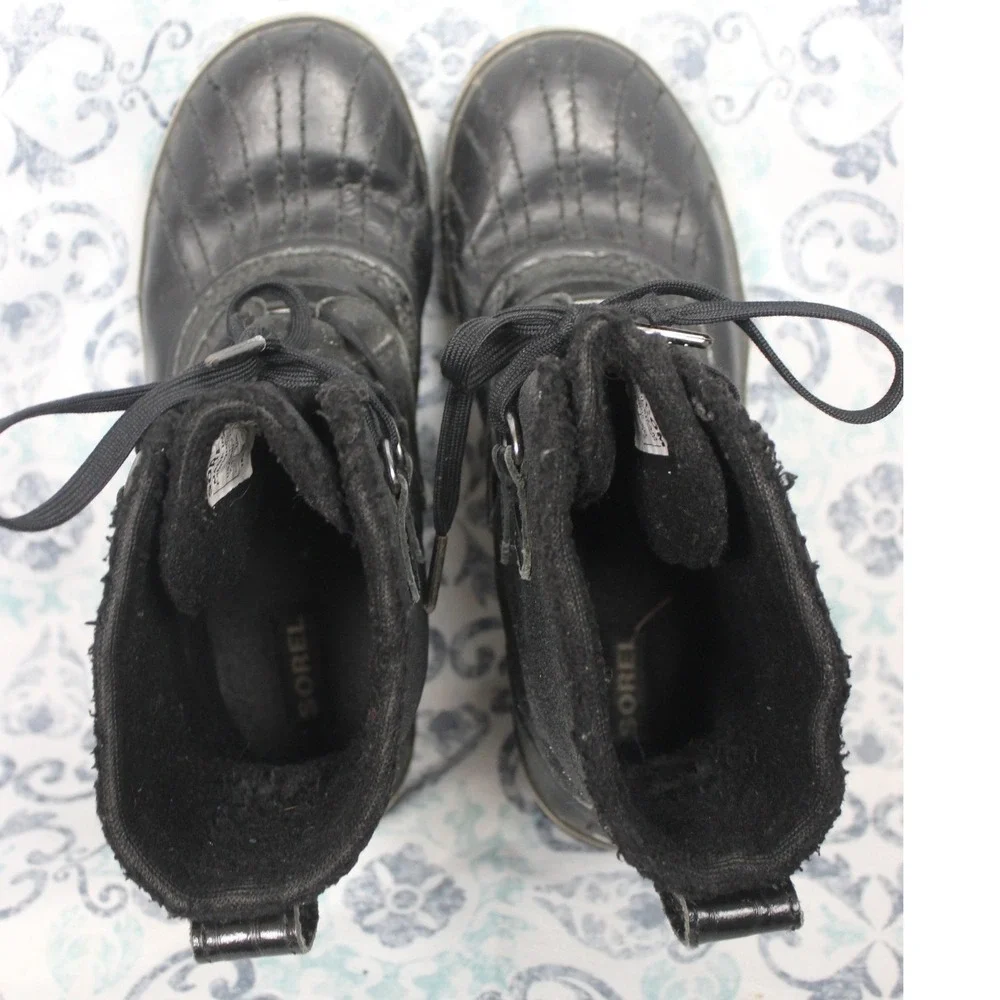 Sorel Women's Waterproof Sparkly Black Winter Snow Boots Size‎ 7.5